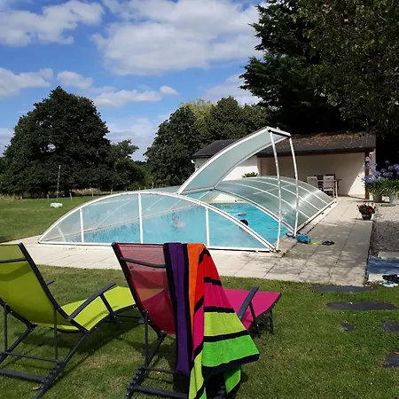 בית נופש Maison Familiale Avec Piscine, Grand Jardin Clos Et Equipements De Loisirs - Fr-1-306-898 Bonnoeuvre